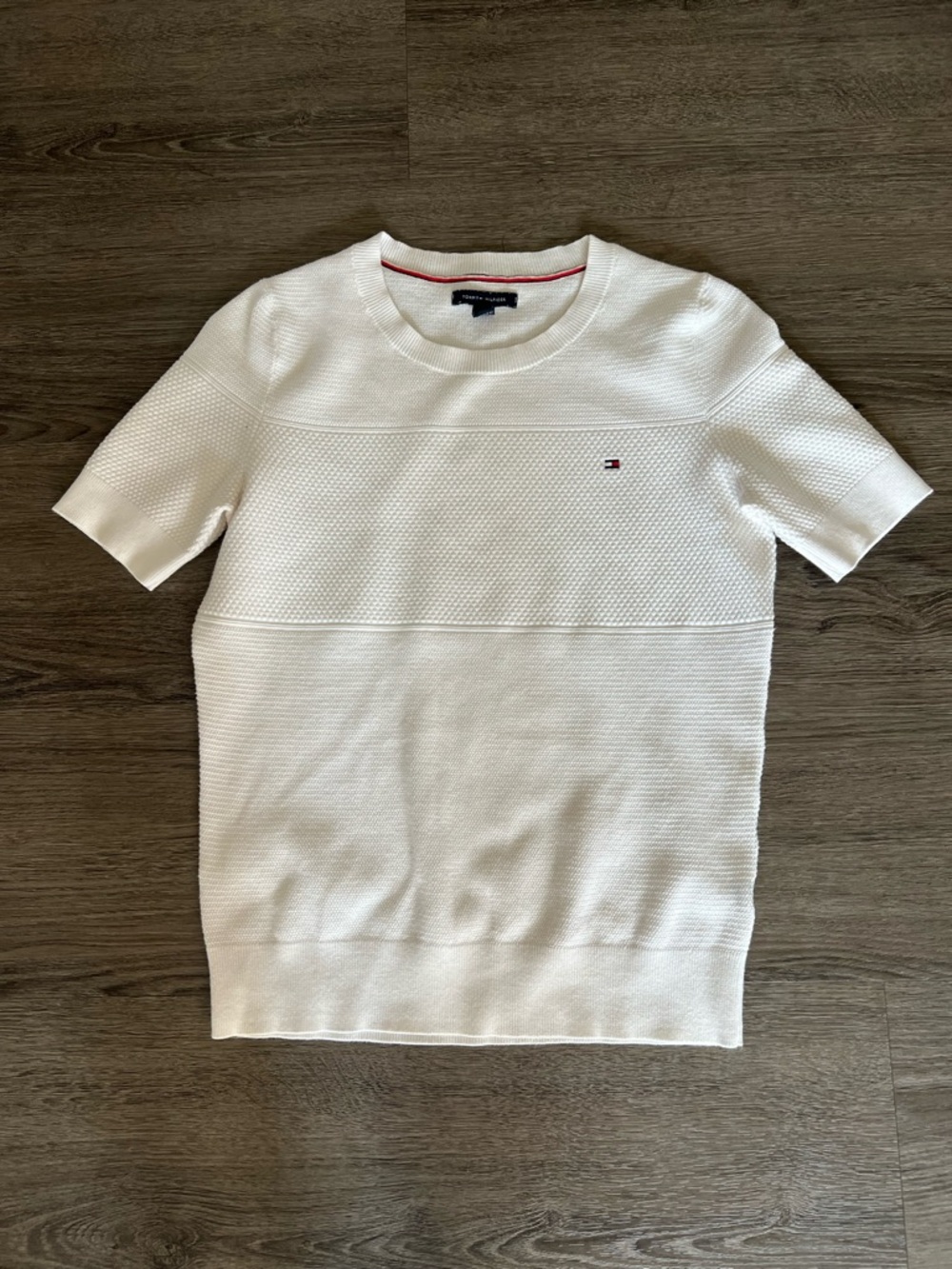 Tommy Hilfiger White Short-Sleeve Textured Knit Tee with Flag Logo